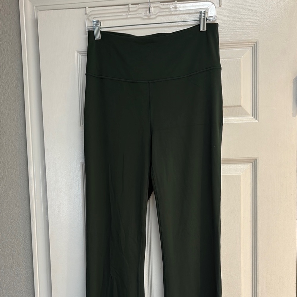 Lululemon High-Rise Flared pant